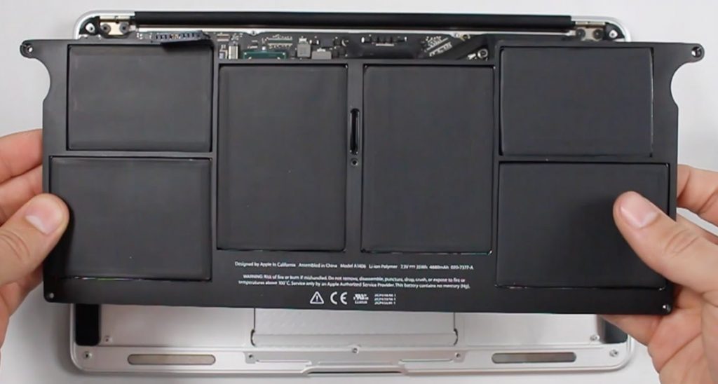 macbook air battery replacement price dubai