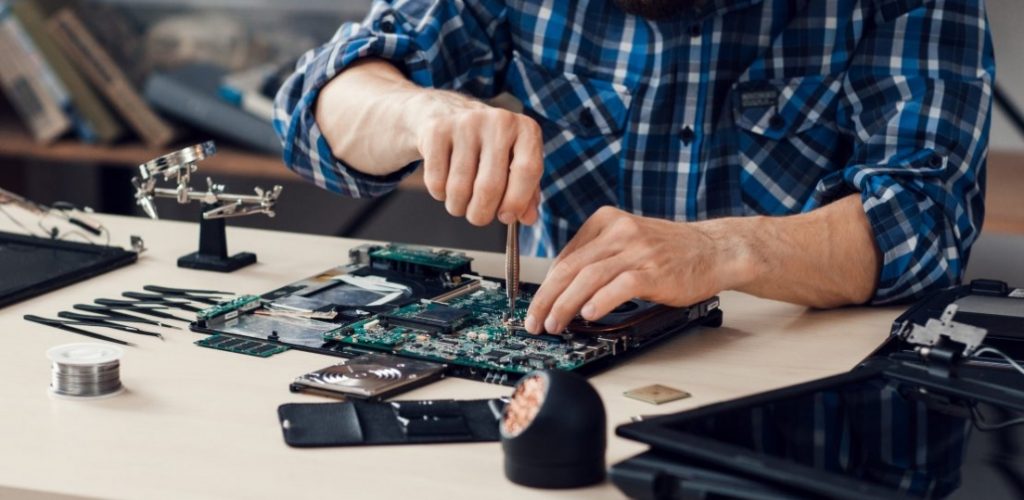 computer-repairing-in-dubai